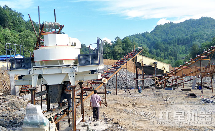 時(shí)產(chǎn)50-60噸建筑垃圾沖擊式破碎機(jī)哪里便宜？河南廠家有推薦嗎？