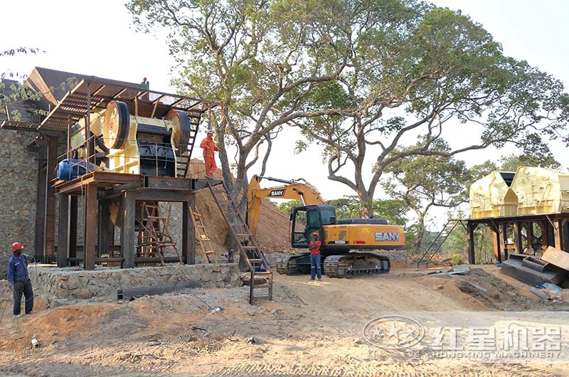 頁巖破碎、制砂海外生產(chǎn)現(xiàn)場搭建中