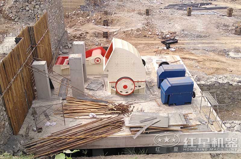 1615重錘破碎機參數(shù)_產(chǎn)量是多少？