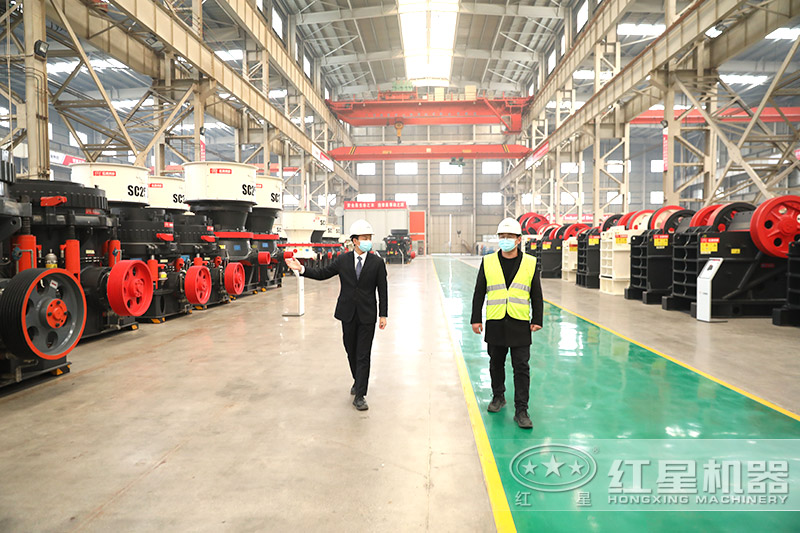 大型廠房，客戶來廠實地考察