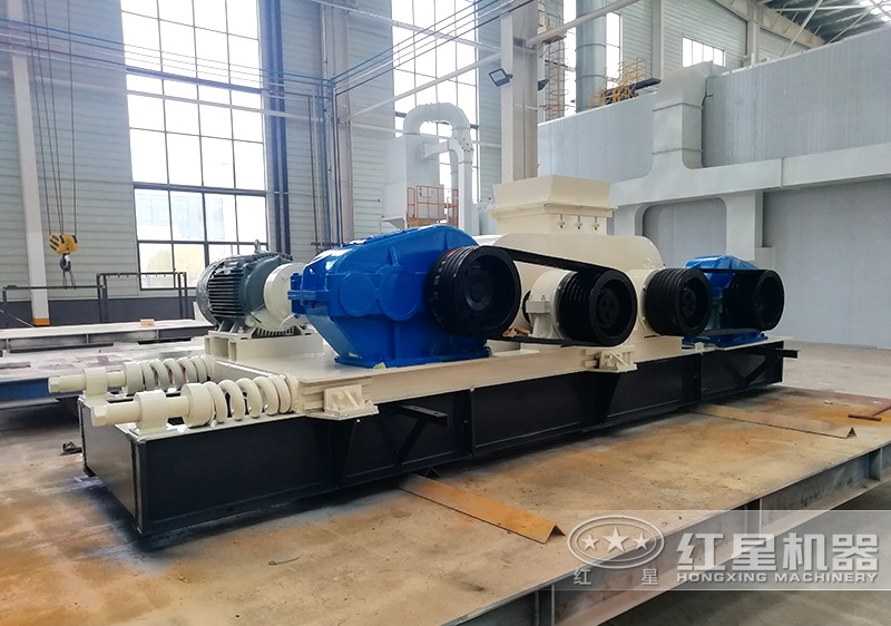 小型液壓對(duì)輥破碎機(jī)常用型號(hào)及價(jià)格，提供現(xiàn)場視頻